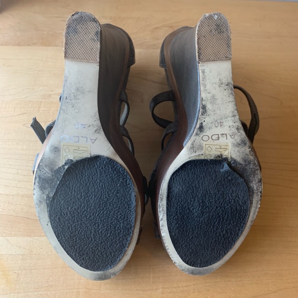 Grey ALDO buckled Wedges with Wood Platform - Picture 7 of 8